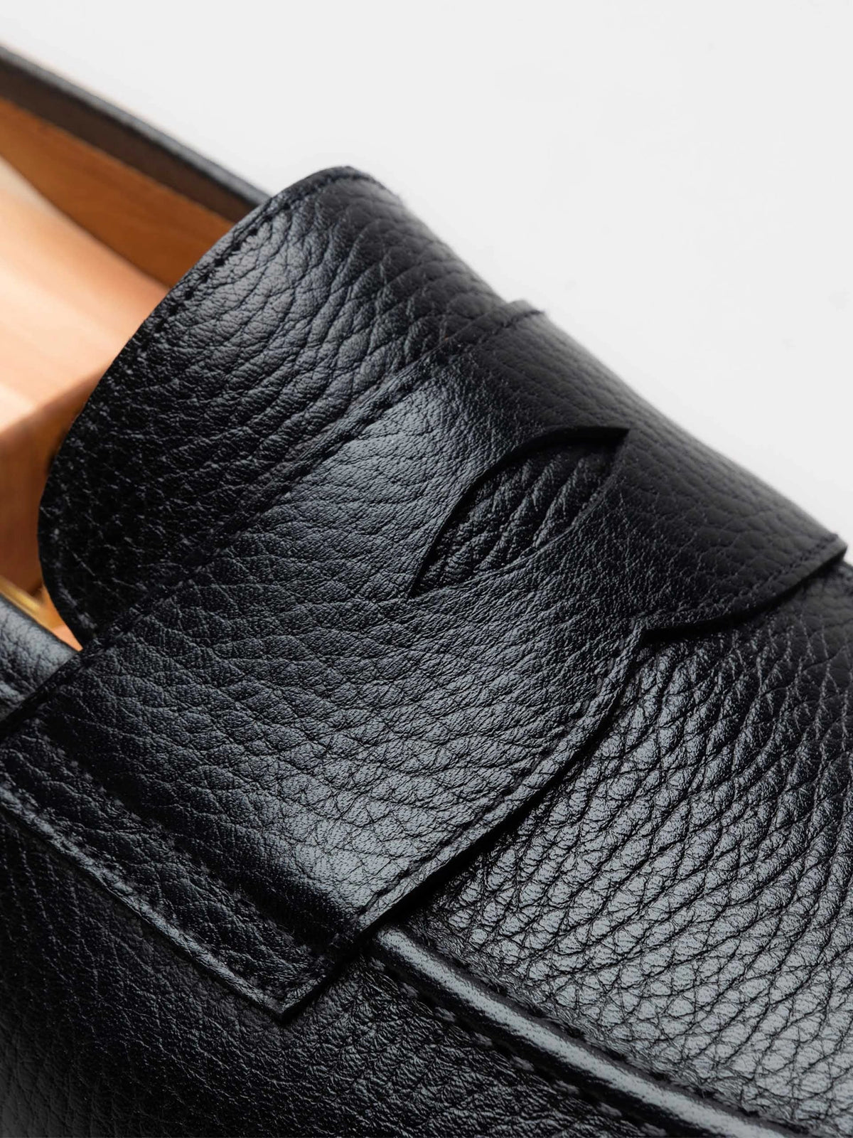 Penny Loafer - Black Grain
